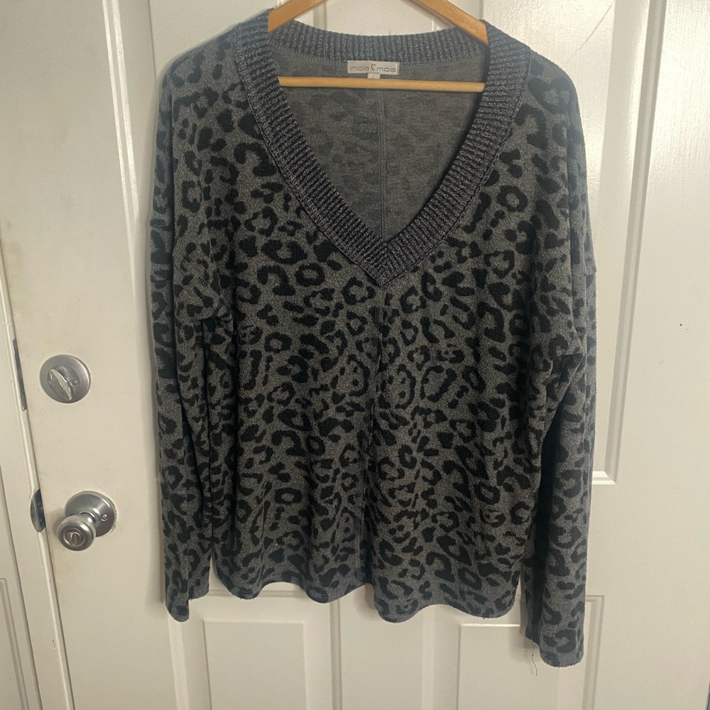 Gray Leopard Print V-Neck Sweater